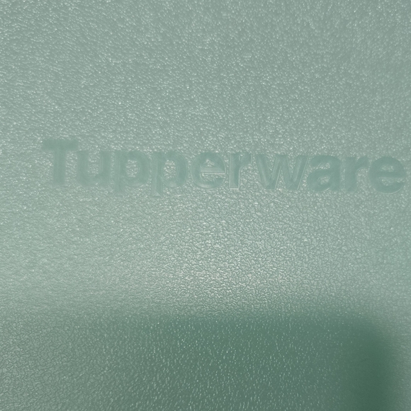 Tupperware Large Storage Tote - Picture 3 of 4